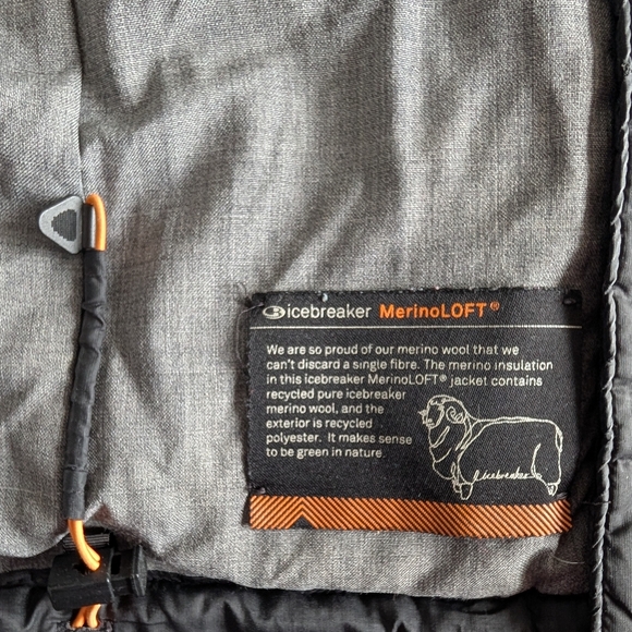 Icebreaker MerinoLOFT Black Wool Insulated Hooded Puffer Jacket - XS - Picture 13 of 15